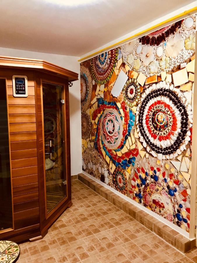 Viharsarki Apartman Gyula Exterior foto