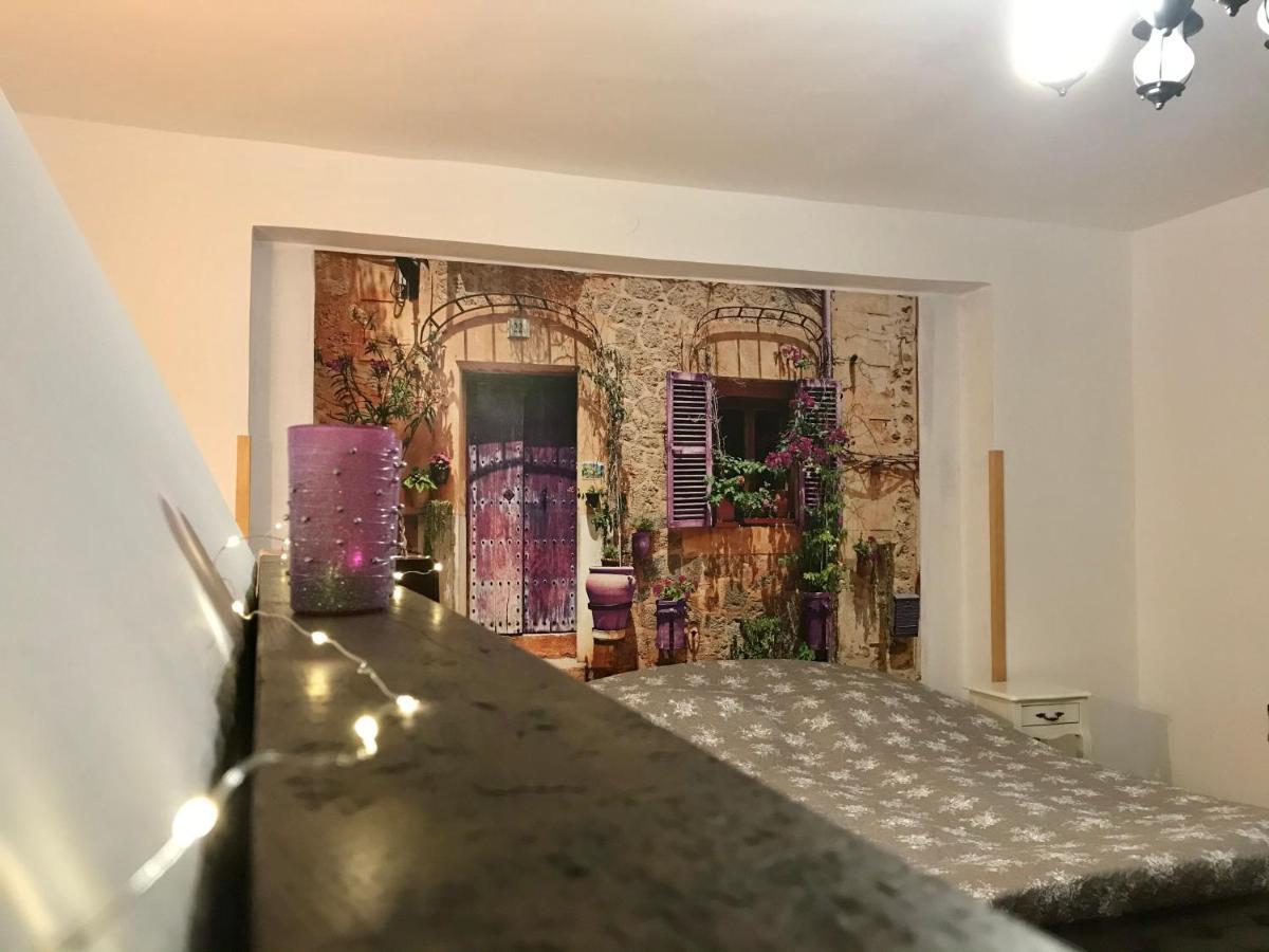 Viharsarki Apartman Gyula Exterior foto