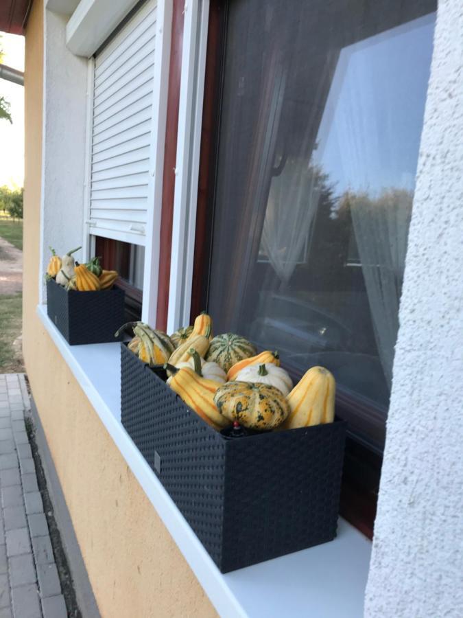 Viharsarki Apartman Gyula Exterior foto