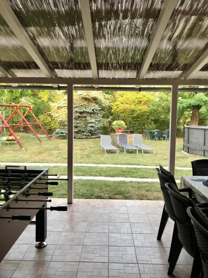 Viharsarki Apartman Gyula Exterior foto